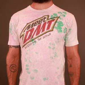 URBAN OUTFITTERS MEET DMT-EE SODA DIED SHIRT